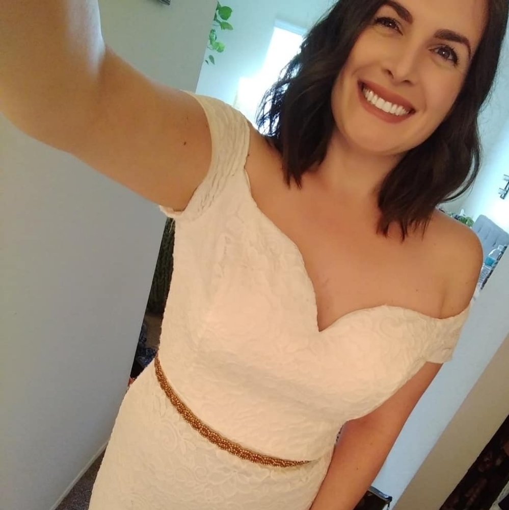 Meet your Posher, Abigail